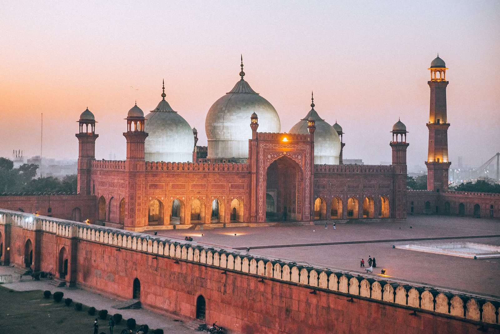 Best Places to Visit in Lahore